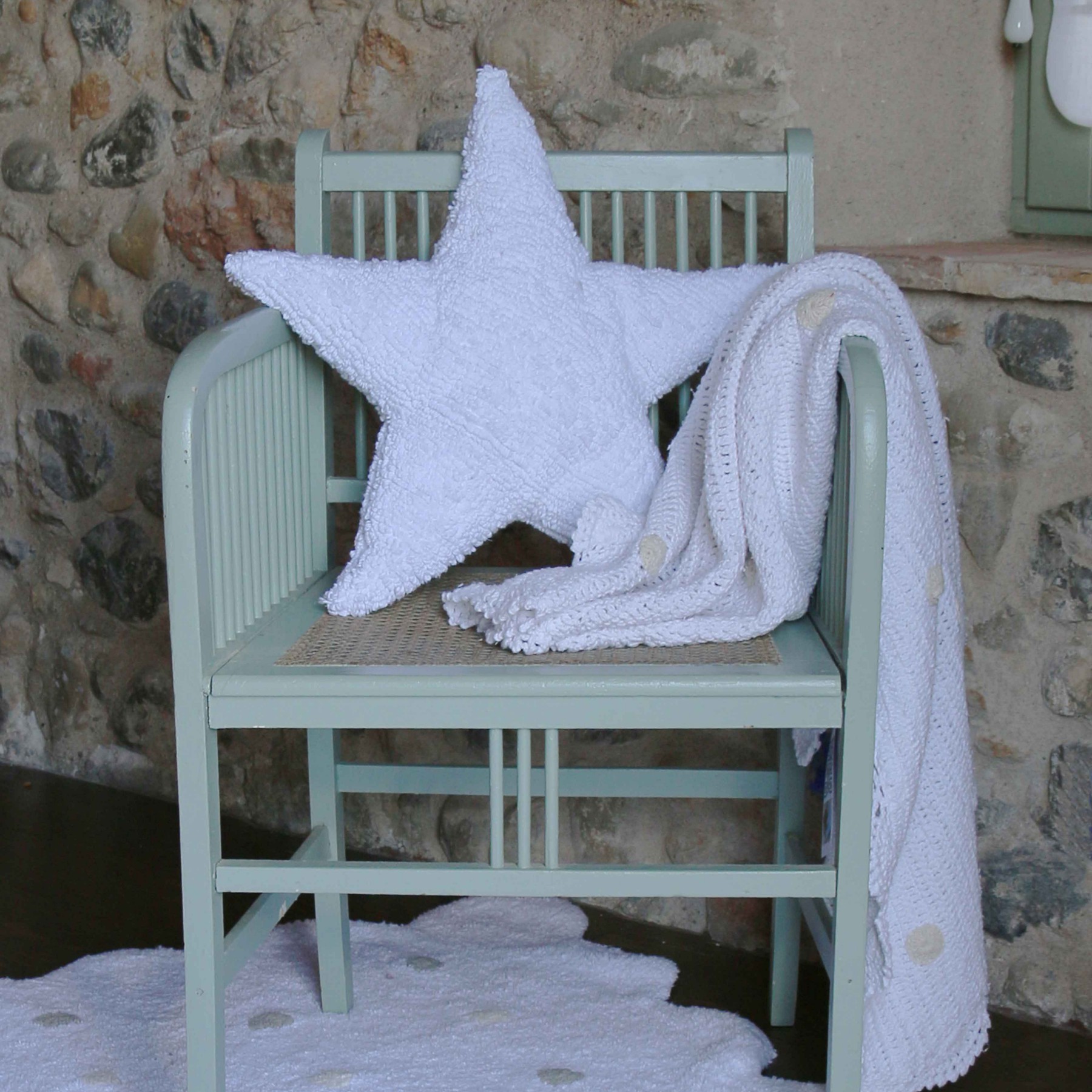 CUSHION STAR WHITE